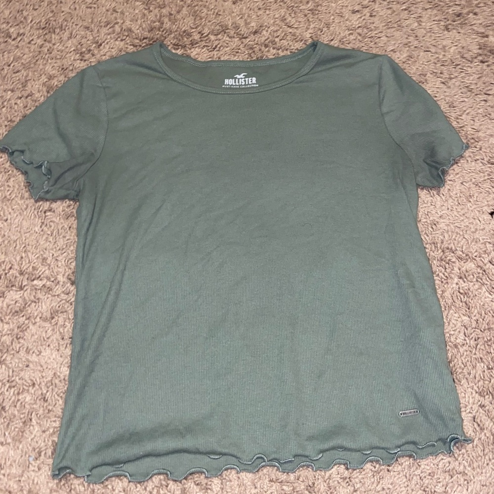 crop baby tee